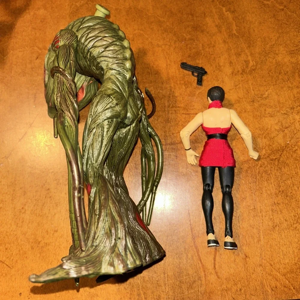 1999 TOY BIZ Resident Evil 2 IVY AND ADA WONG Action Figure Set Complete C2